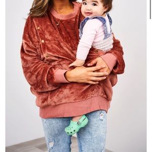 NWOT Latched Mama Fleece Snap Nursing Pullover 1X